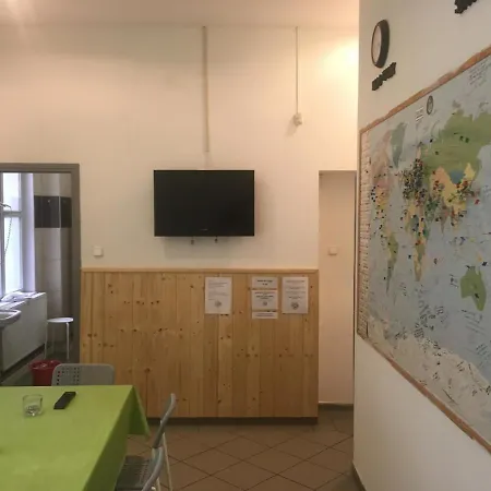 Hostel East Side