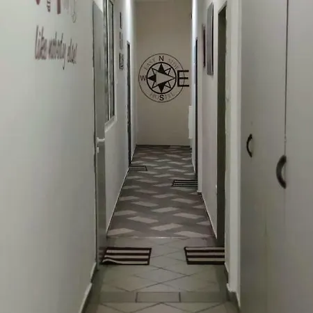 Hostel East Side *