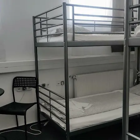 Hostel East Side