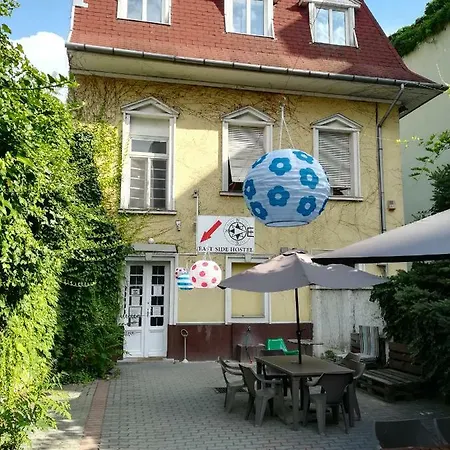 Hostel East Side *