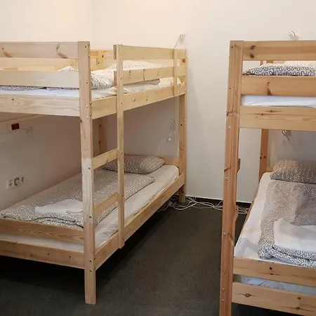 Hostel East Side