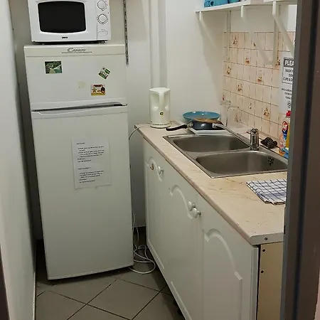 Hostel East Side